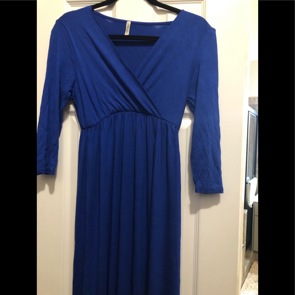 Maternity full length dress , size M